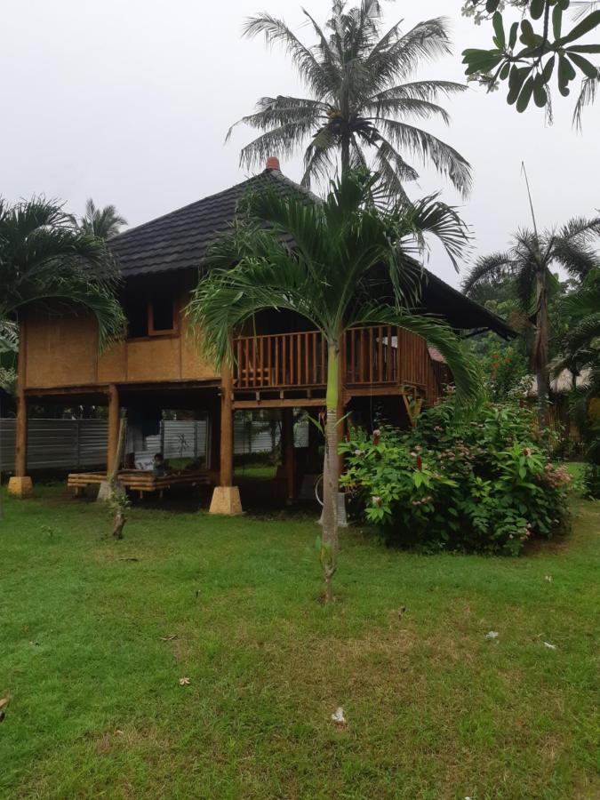 Tangga Bungalows Gili Air Exterior photo