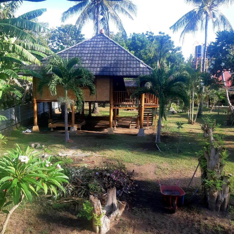 Tangga Bungalows Gili Air Exterior photo