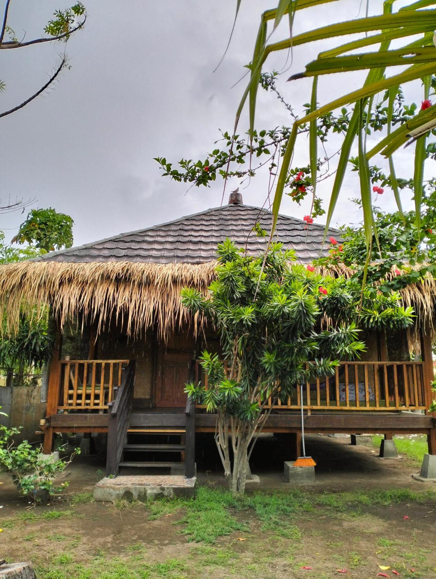 Tangga Bungalows Gili Air Room photo